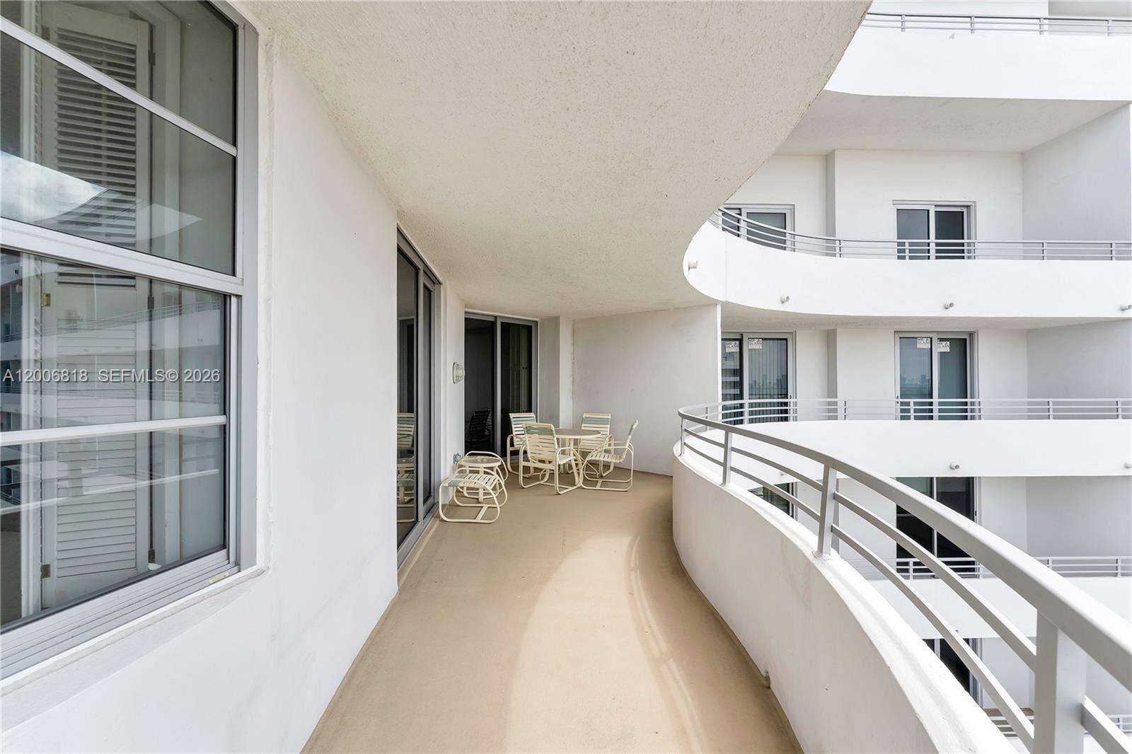 Oceanside Plaza at 5555 Collins Ave, Miami Beach, FL 33140 - For Rent photo 21