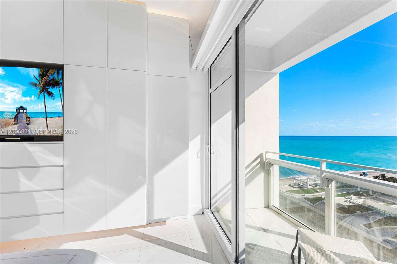 Central Carillon at 6801 Collins Ave, Miami Beach, FL 33141 - For Rent photo 19