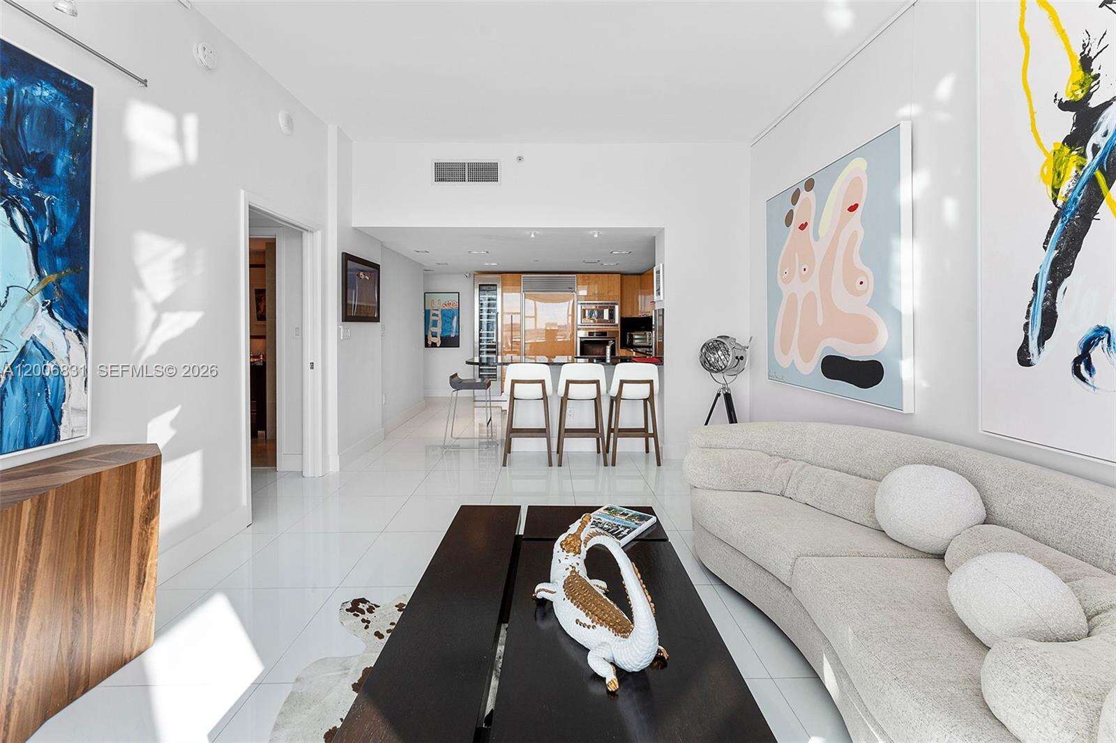 Central Carillon at 6801 Collins Ave, Miami Beach, FL 33141 - For Rent photo 20