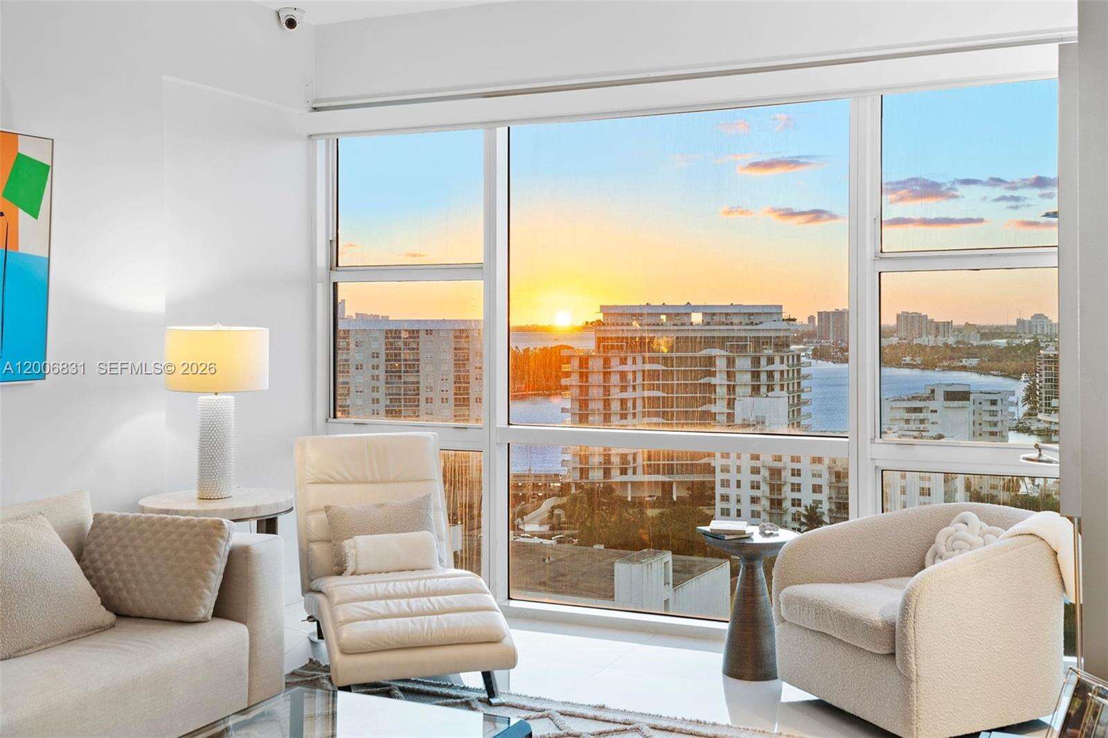 Central Carillon at 6801 Collins Ave, Miami Beach, FL 33141 - For Rent photo 29