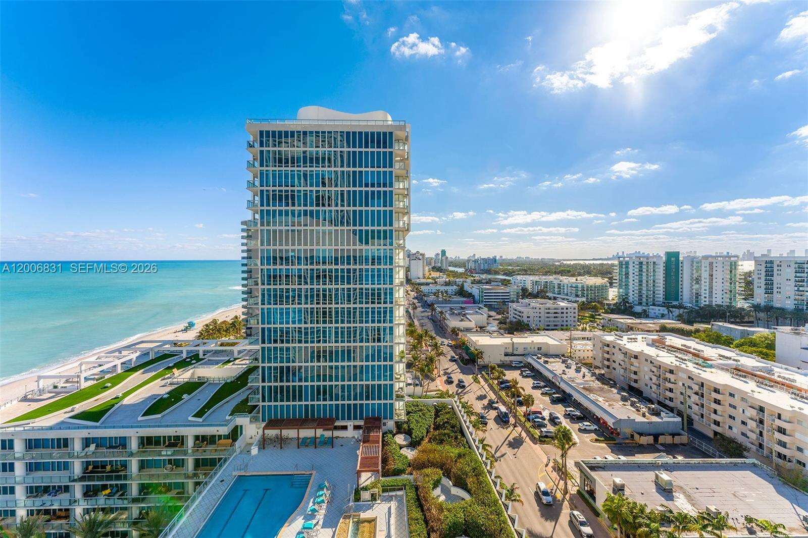 Central Carillon at 6801 Collins Ave, Miami Beach, FL 33141 - For Rent photo 34