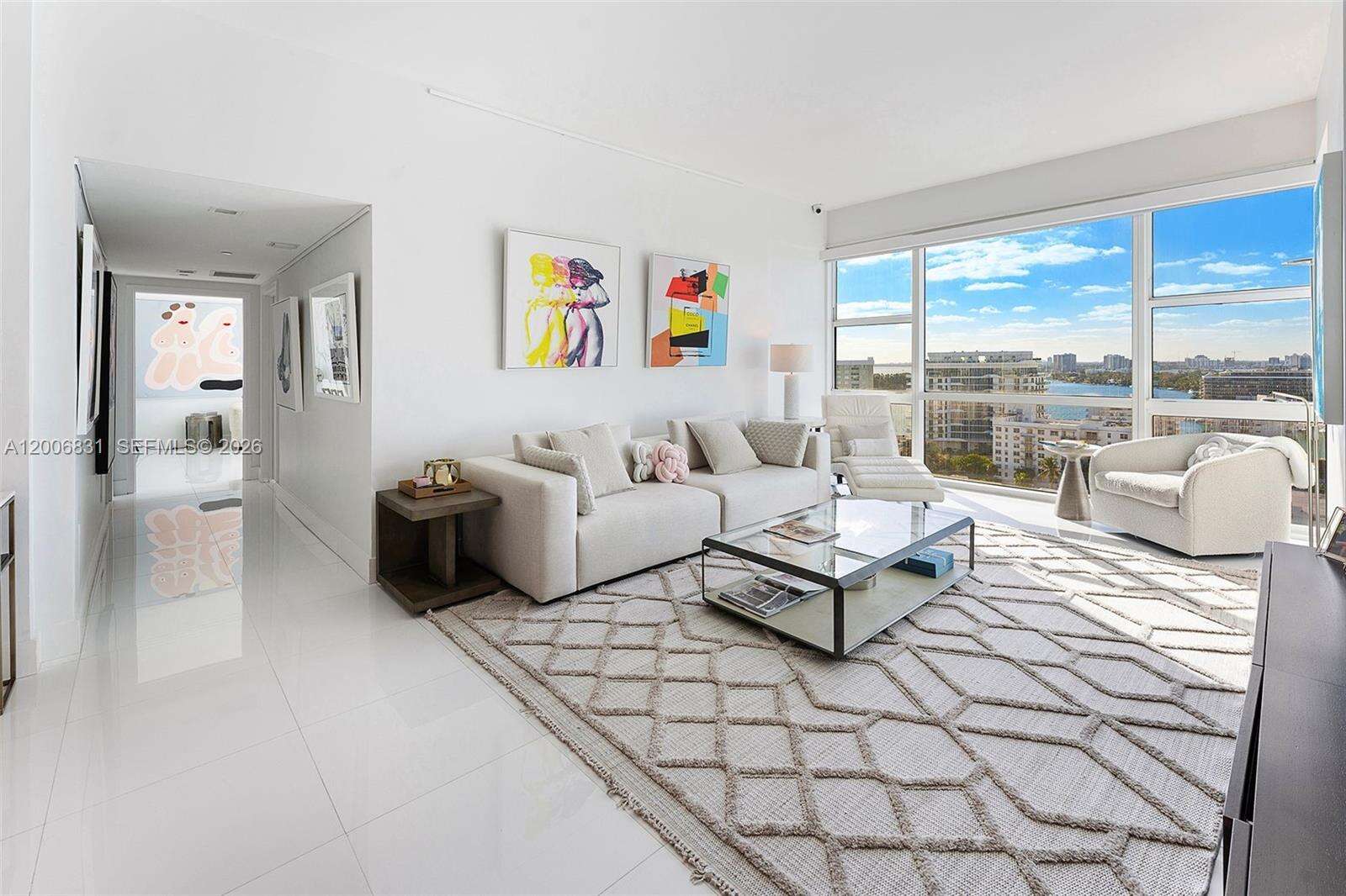 Central Carillon at 6801 Collins Ave, Miami Beach, FL 33141 - For Rent photo 38