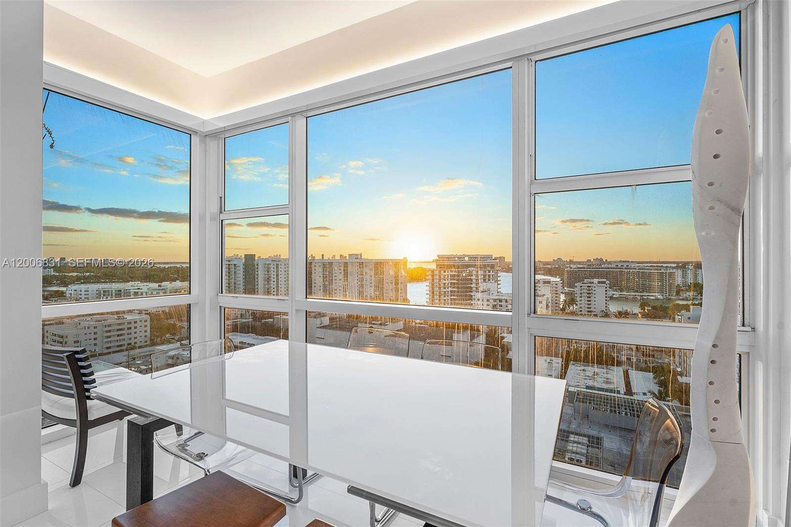 Central Carillon at 6801 Collins Ave, Miami Beach, FL 33141 - For Rent photo 46