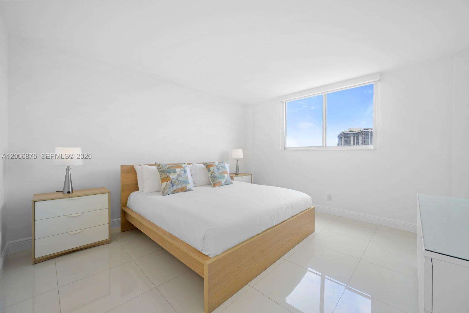 Ocean Reserve at 19370 Collins Ave, Sunny Isles Beach, FL 33160 - For Rent photo 12