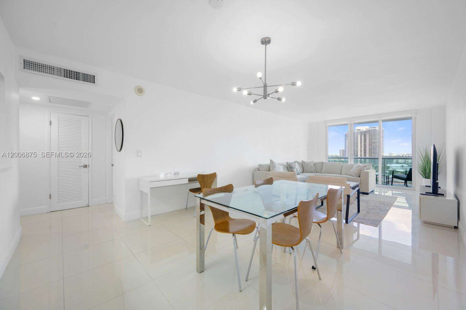 Ocean Reserve at 19370 Collins Ave, Sunny Isles Beach, FL 33160 - For Rent photo 6