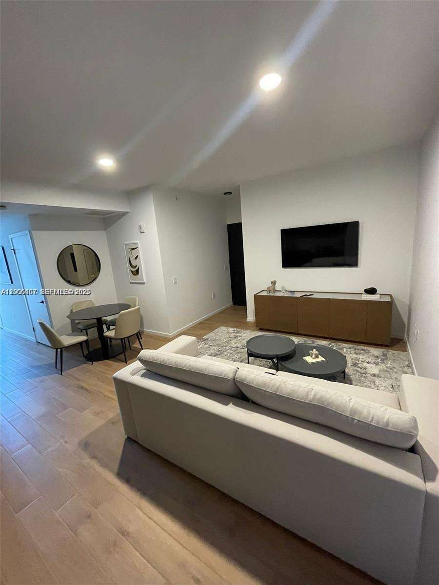 The Elser at 398 5 St, Miami, FL 33132 - For Rent photo 19