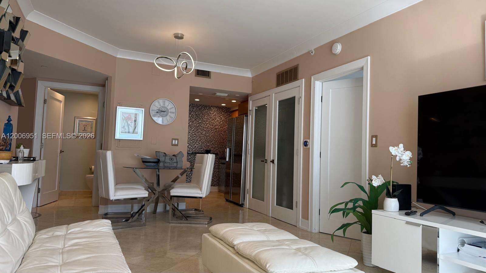 Akoya at 6365 Collins Ave, Miami Beach, FL 33141 - For Rent photo 2