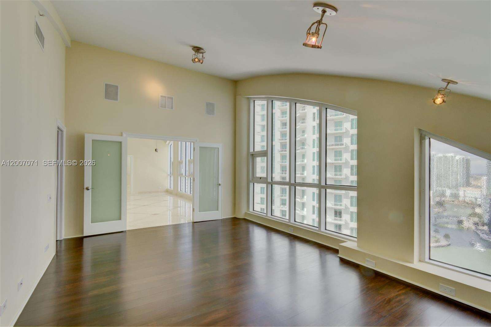 One Tequesta Point at 888 Brickell Key Dr, Miami, FL 33131 - For Rent photo 35