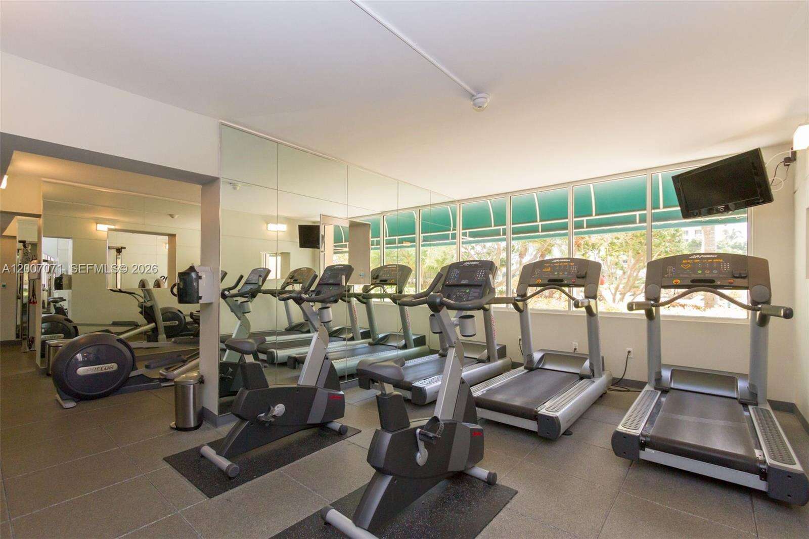 One Tequesta Point at 888 Brickell Key Dr, Miami, FL 33131 - For Rent photo 43