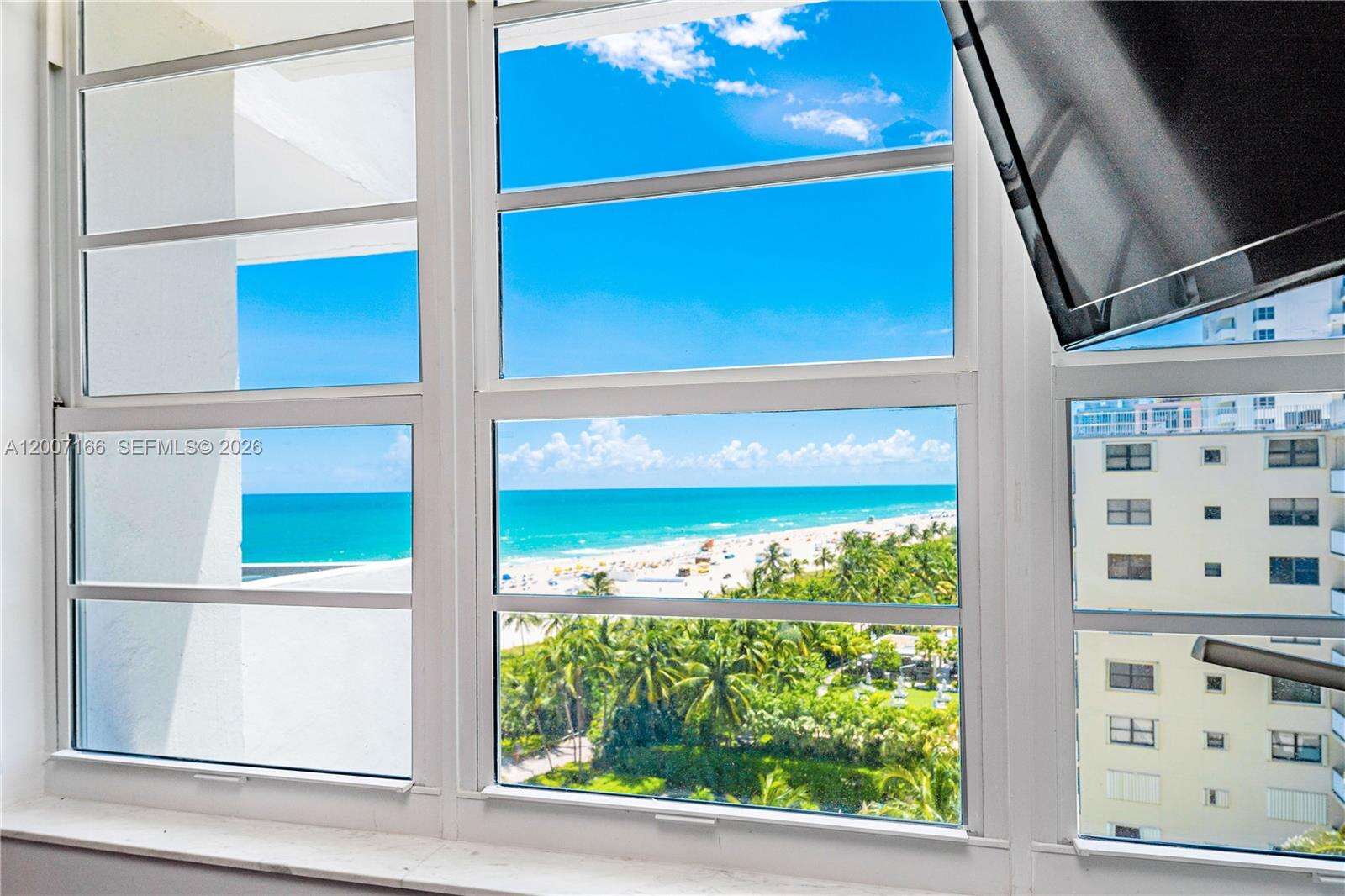 Decoplage at 100 Lincoln Rd, Miami Beach, FL 33139 - For Rent photo 21