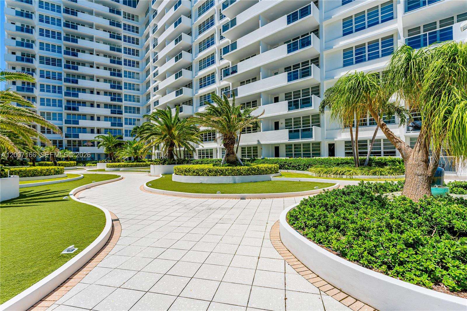Decoplage at 100 Lincoln Rd, Miami Beach, FL 33139 - For Rent photo 33