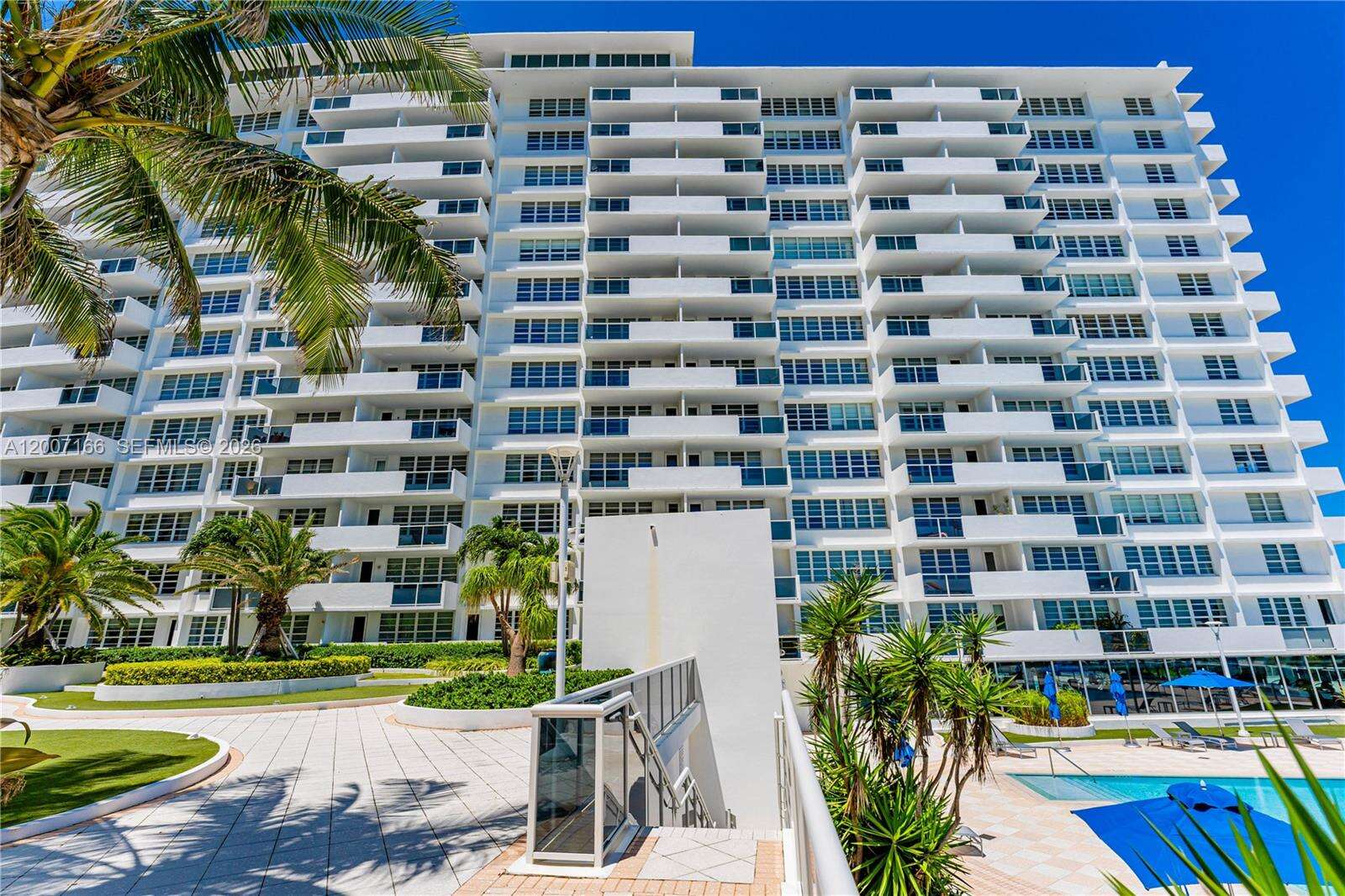 Decoplage at 100 Lincoln Rd, Miami Beach, FL 33139 - For Rent photo 35