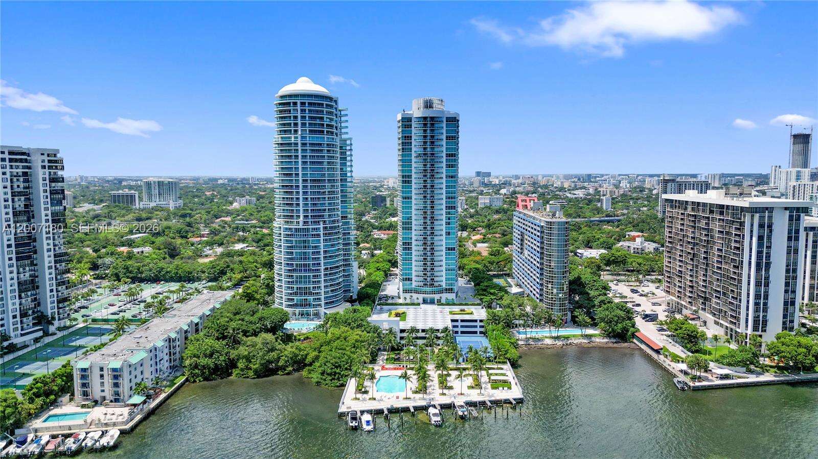 Skyline On Brickell at 2101 Brickell Ave, Miami, FL 33129 - For Rent photo 12