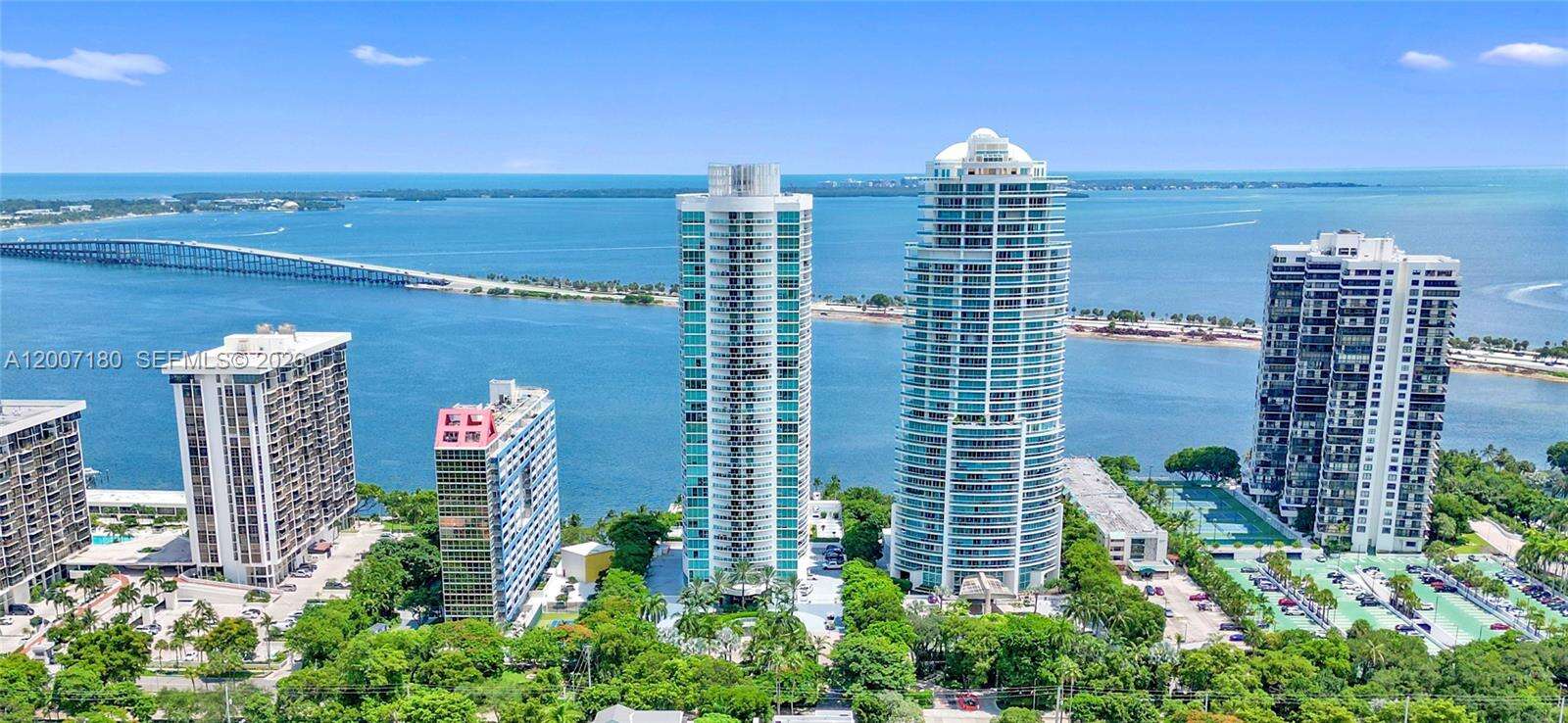 Skyline On Brickell at 2101 Brickell Ave, Miami, FL 33129 - For Rent photo 13