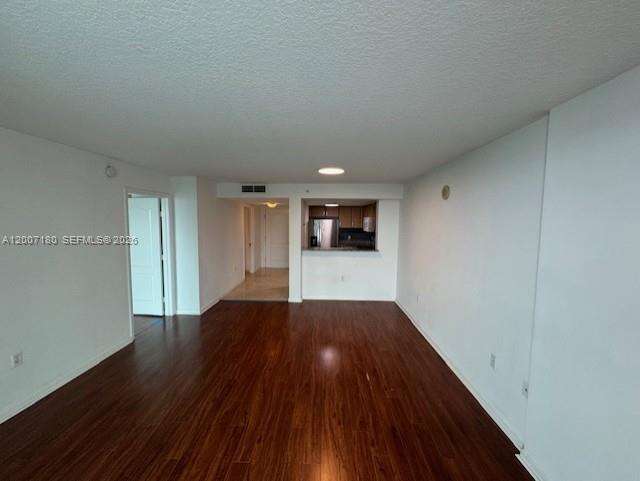 Skyline On Brickell at 2101 Brickell Ave, Miami, FL 33129 - For Rent photo 16