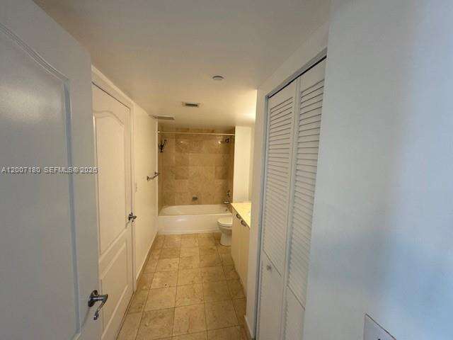 Skyline On Brickell at 2101 Brickell Ave, Miami, FL 33129 - For Rent photo 19