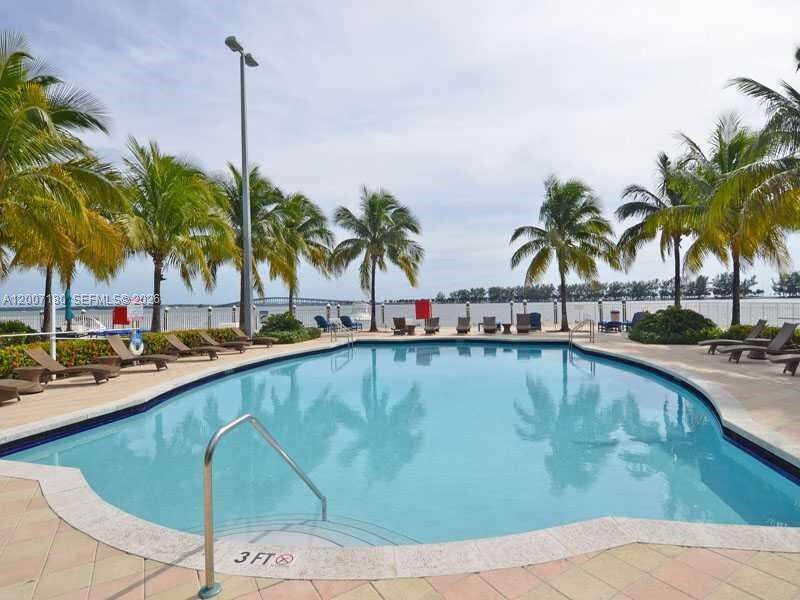 Skyline On Brickell at 2101 Brickell Ave, Miami, FL 33129 - For Rent photo 9