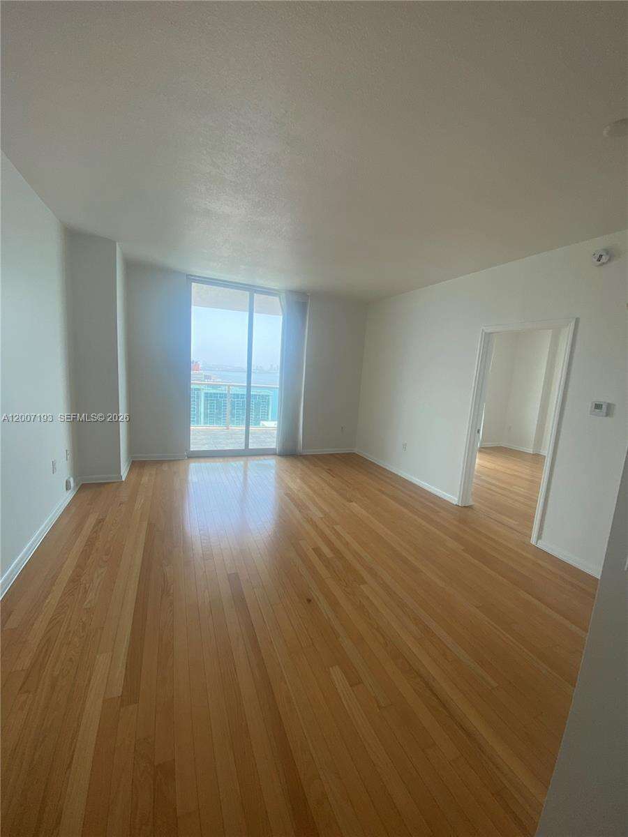 Skyline On Brickell at 2101 Brickell Ave, Miami, FL 33129 - For Rent photo 12