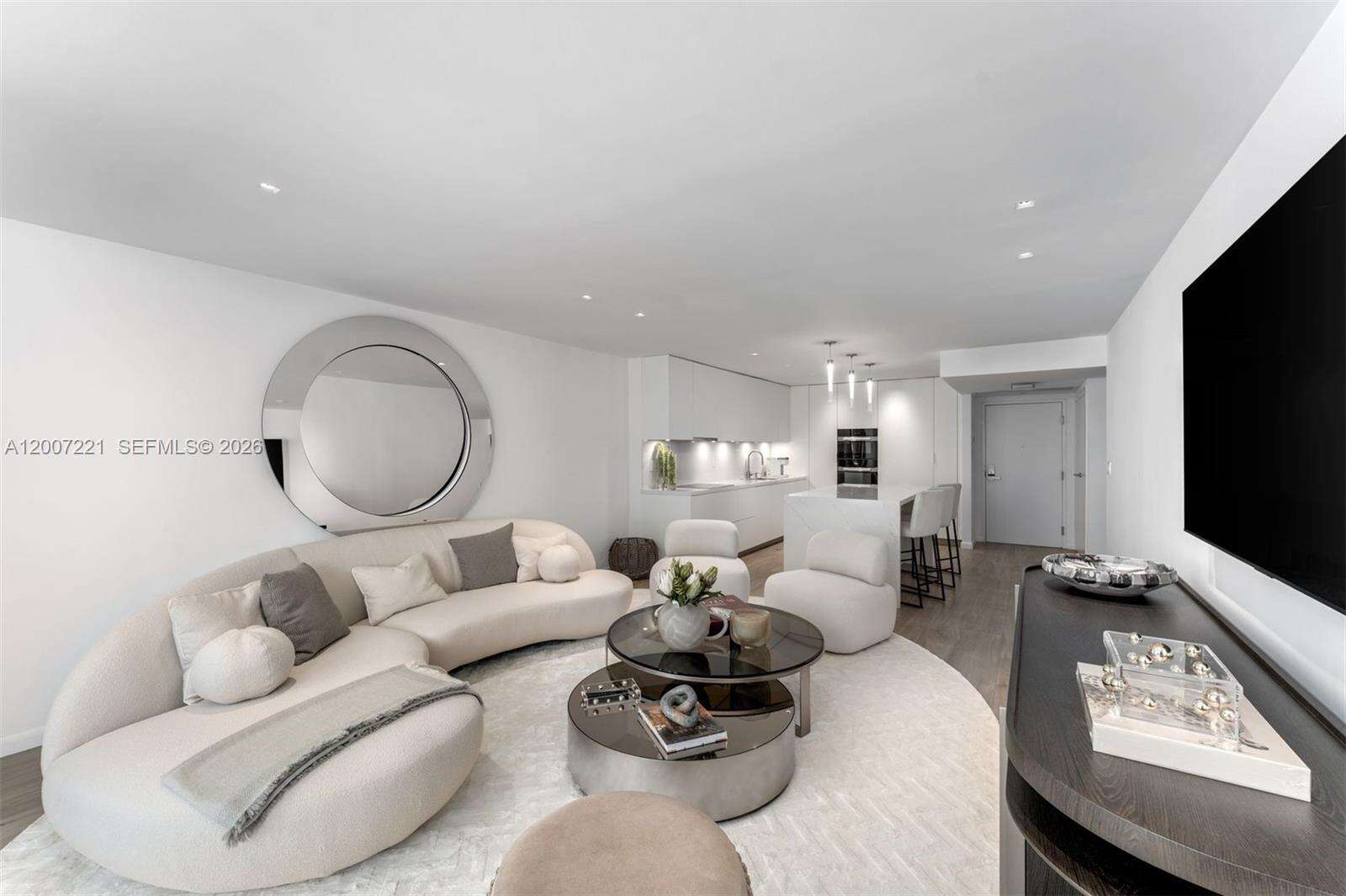 Roney Palace at 2301 Collins Ave, Miami Beach, FL 33139 - For Rent photo 11