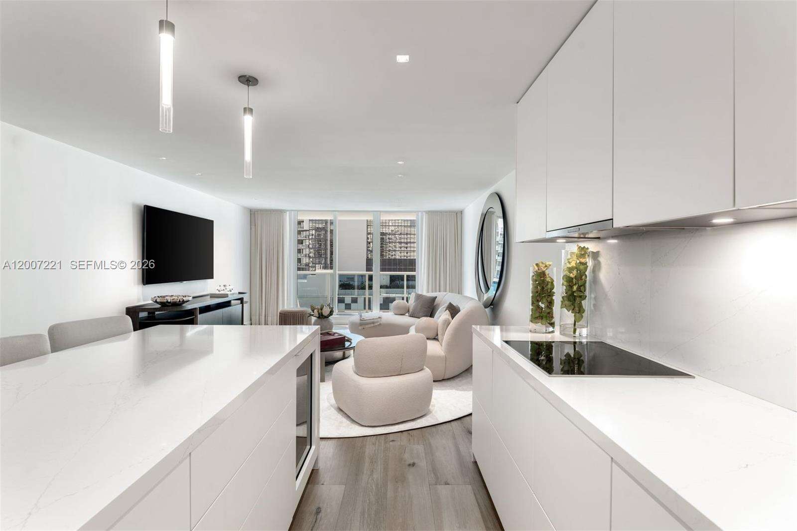 Roney Palace at 2301 Collins Ave, Miami Beach, FL 33139 - For Rent photo 4