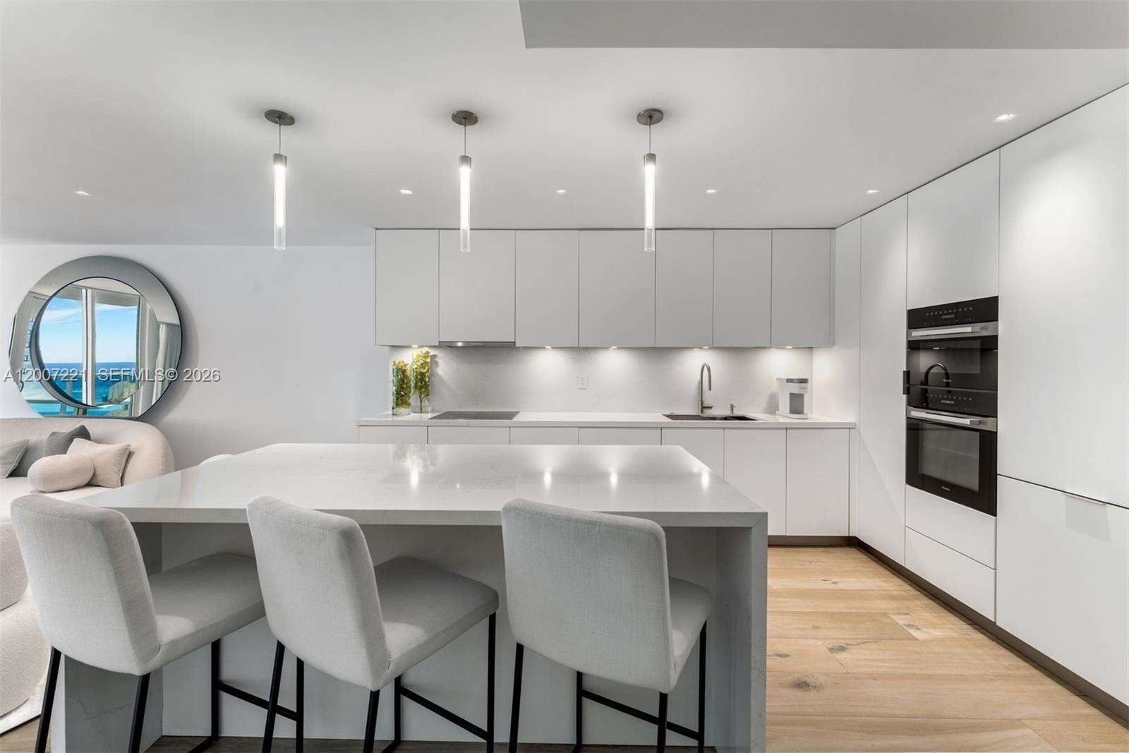 Roney Palace at 2301 Collins Ave, Miami Beach, FL 33139 - For Rent photo 7