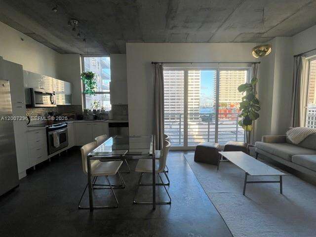The Loft 2 at 133 2 Ave, Miami, FL 33132 - For Rent photo 7