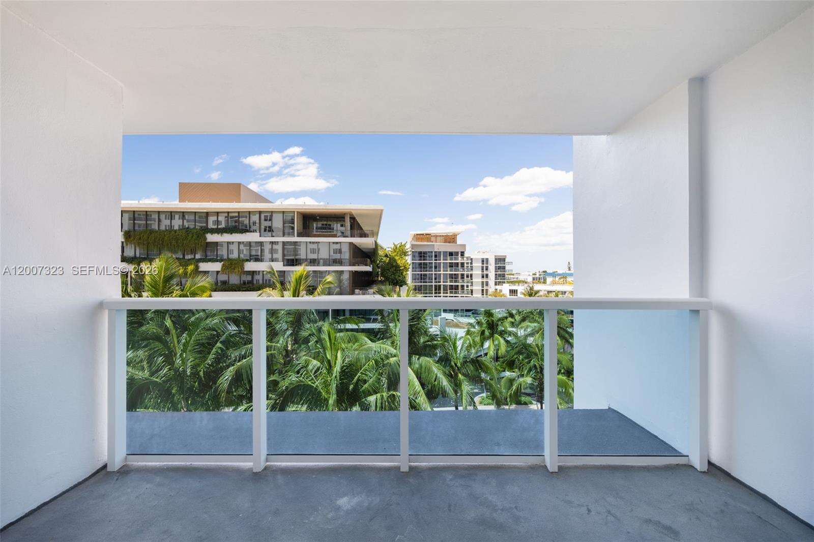 Roney Palace at 2301 Collins Ave, Miami Beach, FL 33139 - For Rent photo 22