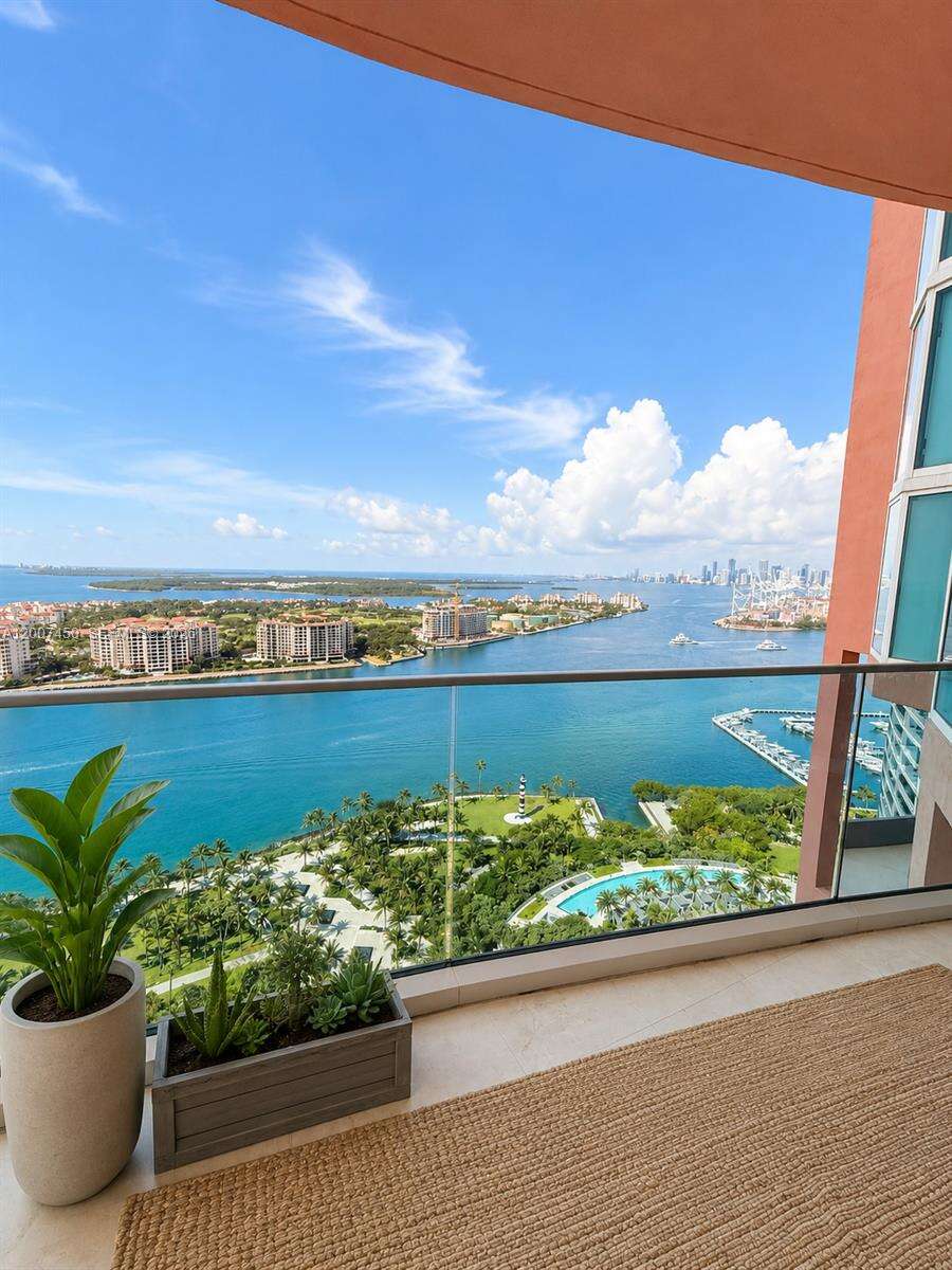 Portofino Tower at 300 Pointe Dr, Miami Beach, FL 33139 - For Rent photo 3