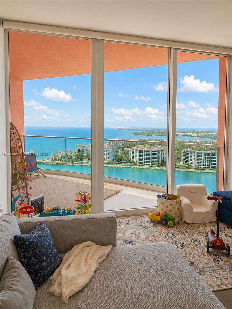 Portofino Tower at 300 Pointe Dr, Miami Beach, FL 33139 - For Rent photo 5