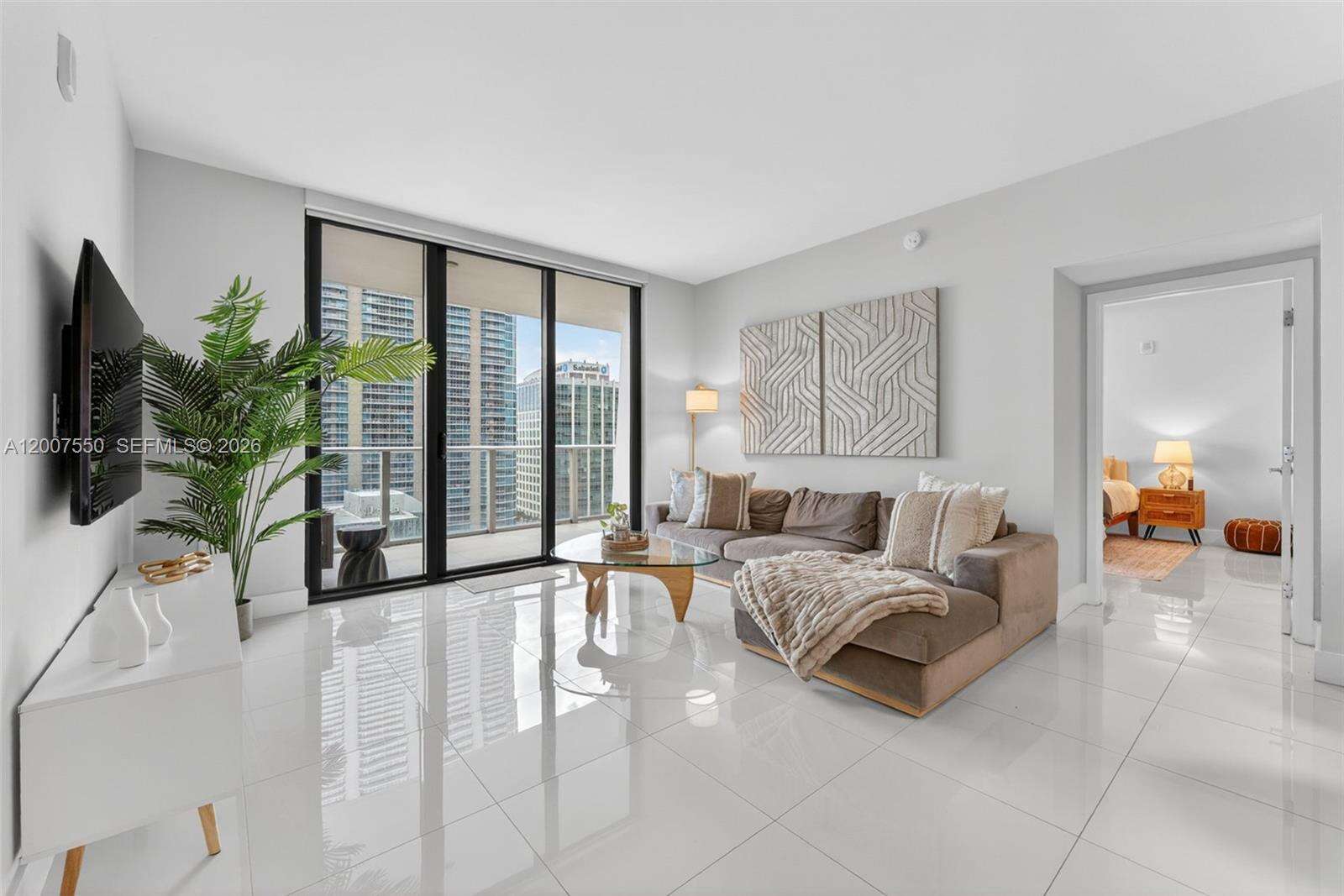 1010 Brickell at 1010 Brickell Ave, Miami, FL 33131 - For Rent photo 12