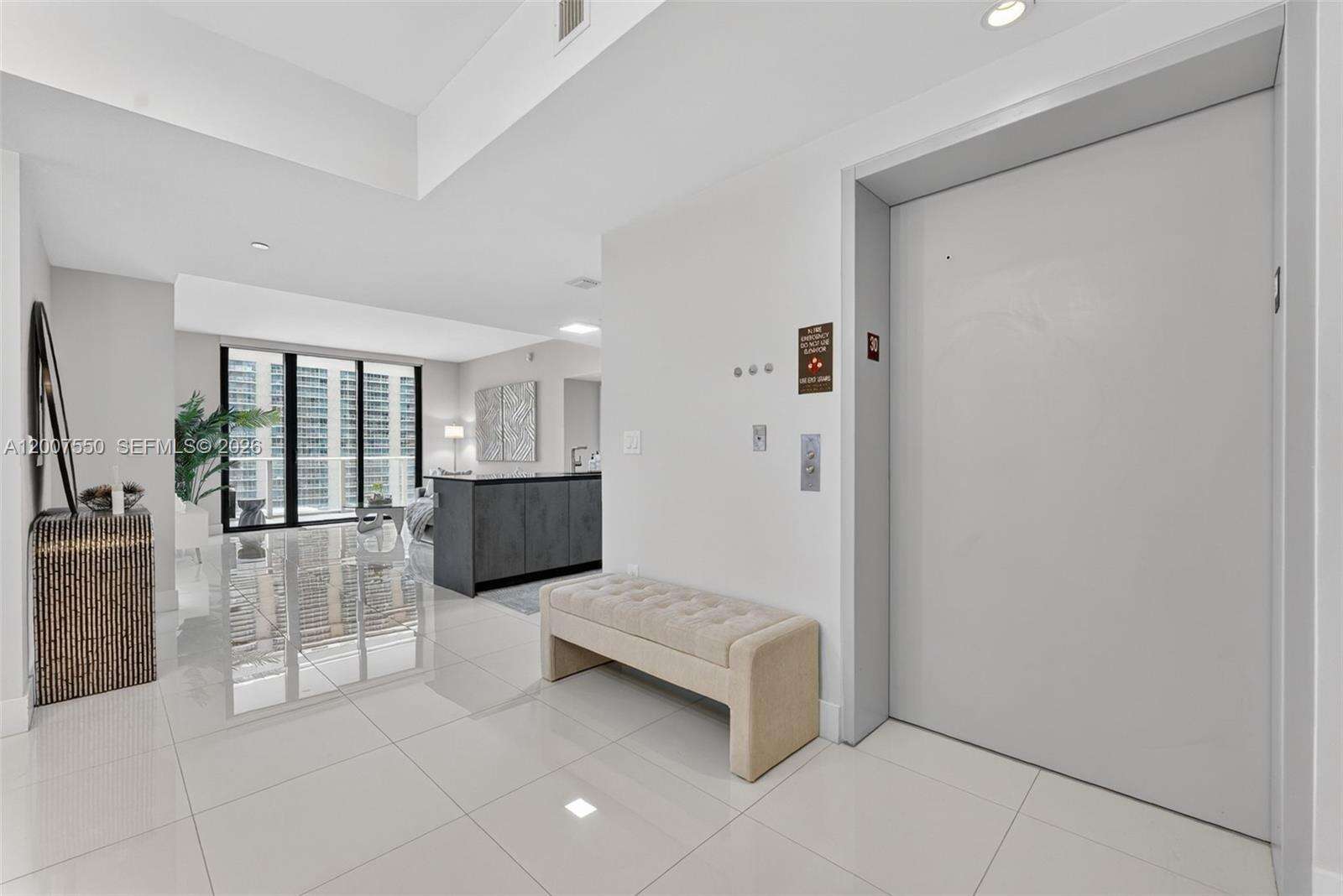 1010 Brickell at 1010 Brickell Ave, Miami, FL 33131 - For Rent photo 22