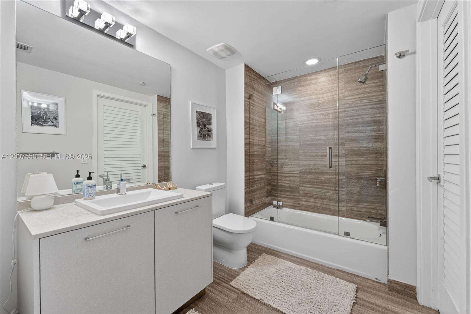 1010 Brickell at 1010 Brickell Ave, Miami, FL 33131 - For Rent photo 23