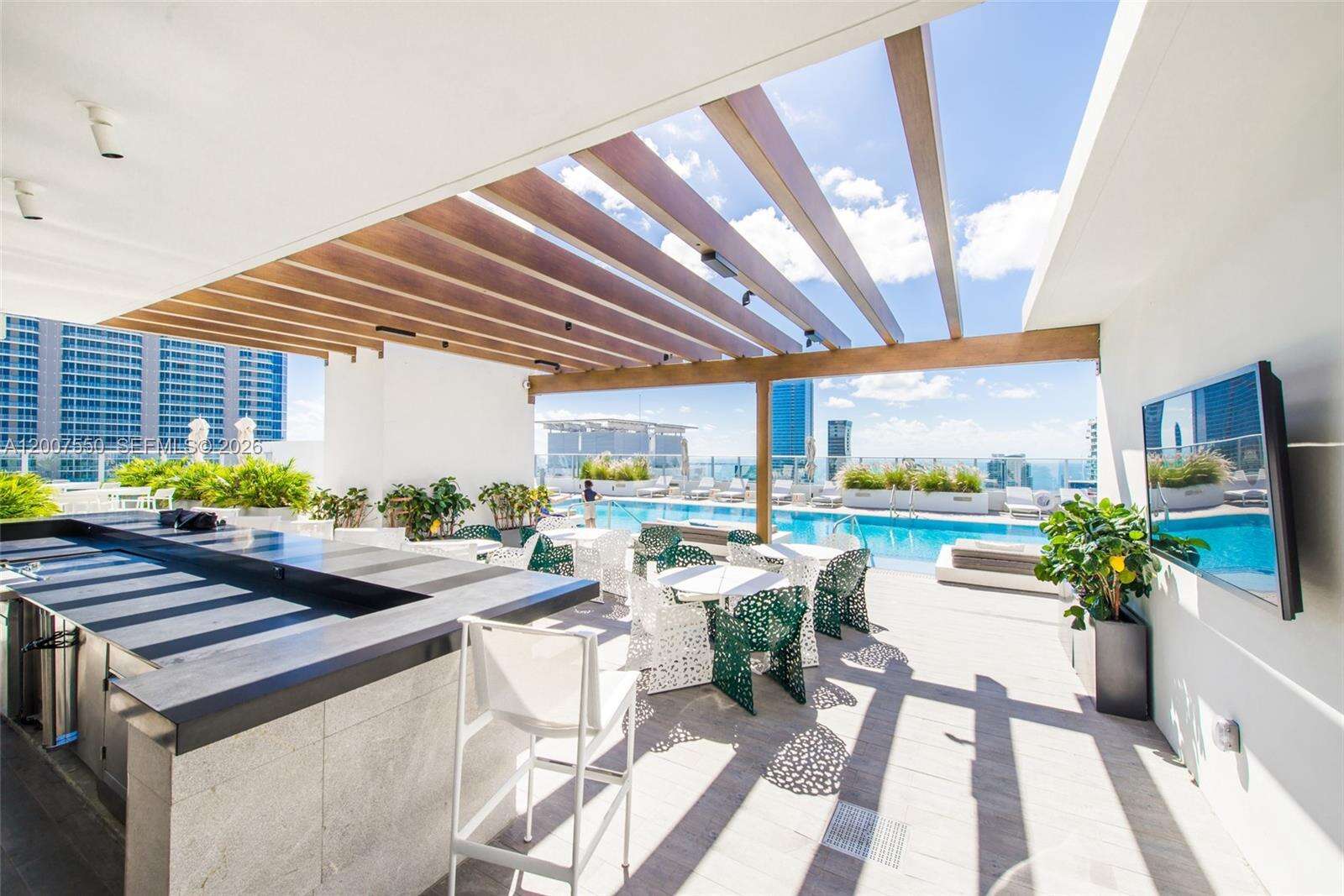 1010 Brickell at 1010 Brickell Ave, Miami, FL 33131 - For Rent photo 33