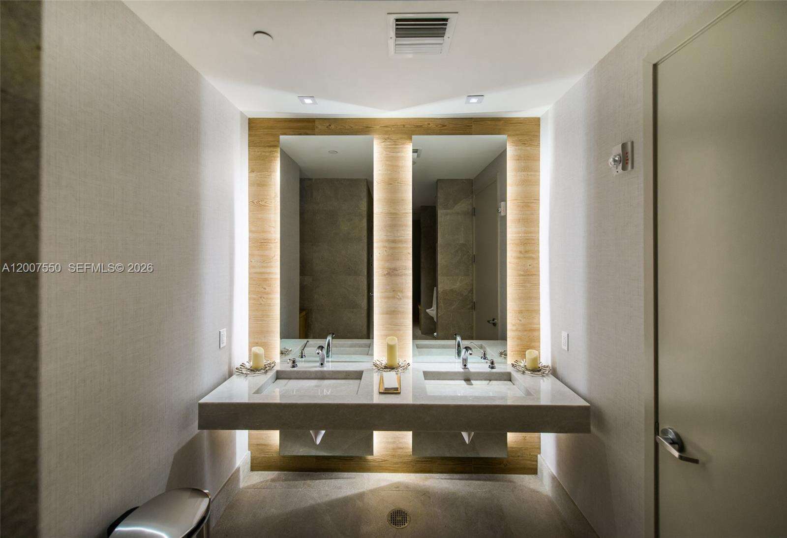 1010 Brickell at 1010 Brickell Ave, Miami, FL 33131 - For Rent photo 41