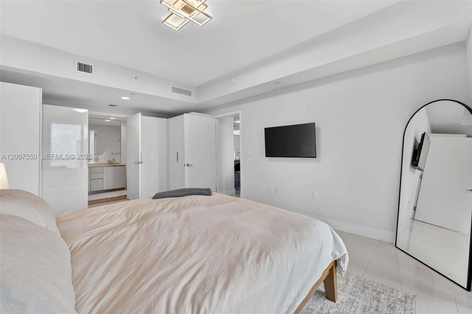 1010 Brickell at 1010 Brickell Ave, Miami, FL 33131 - For Rent photo 7