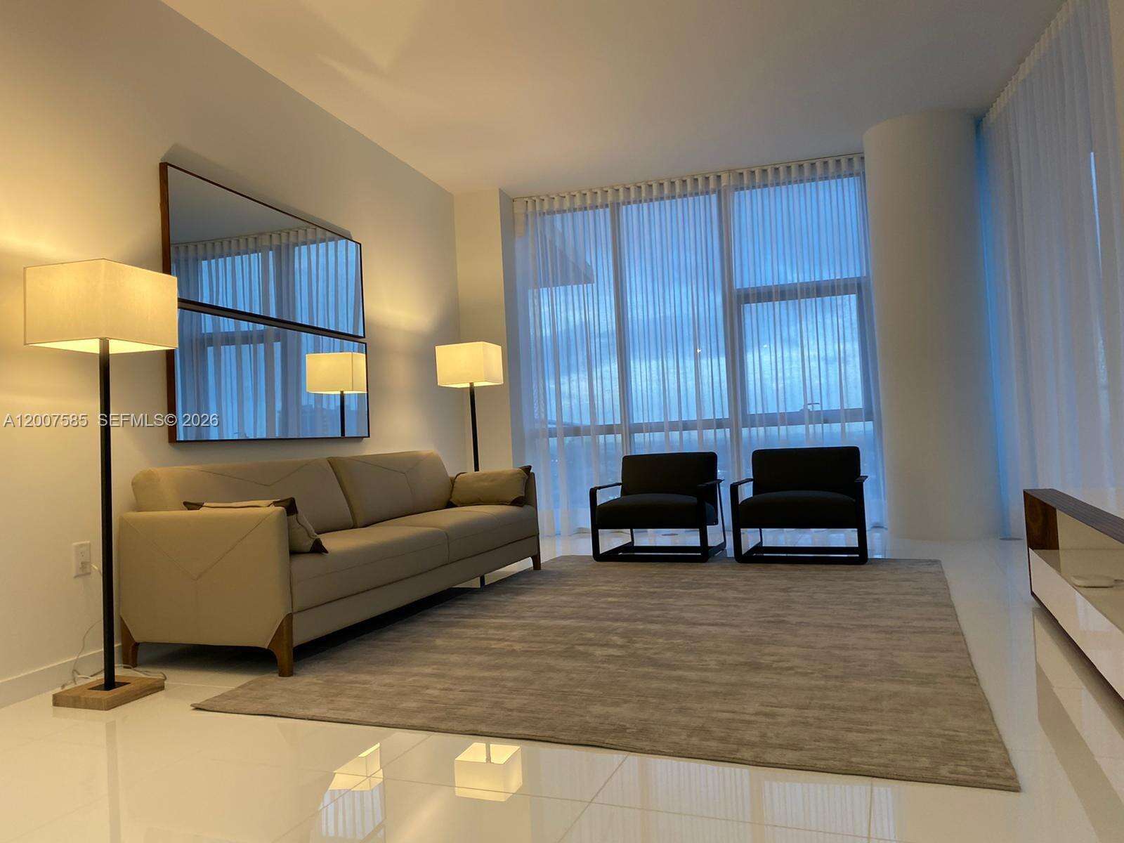 Paramount Miami Worldcenter at 851 1 Ave, Miami, FL 33132 - For Rent photo 1
