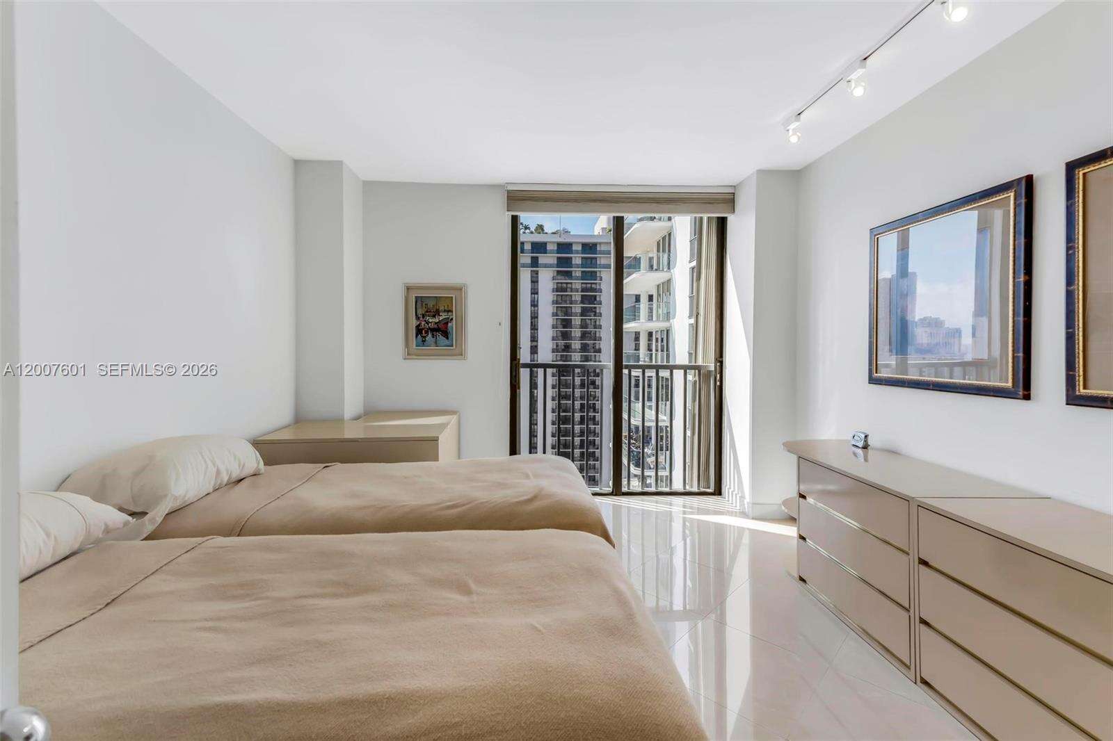 Turnberry Isle at 19707 Turnberry Way, Aventura, FL 33180 - For Rent photo 17