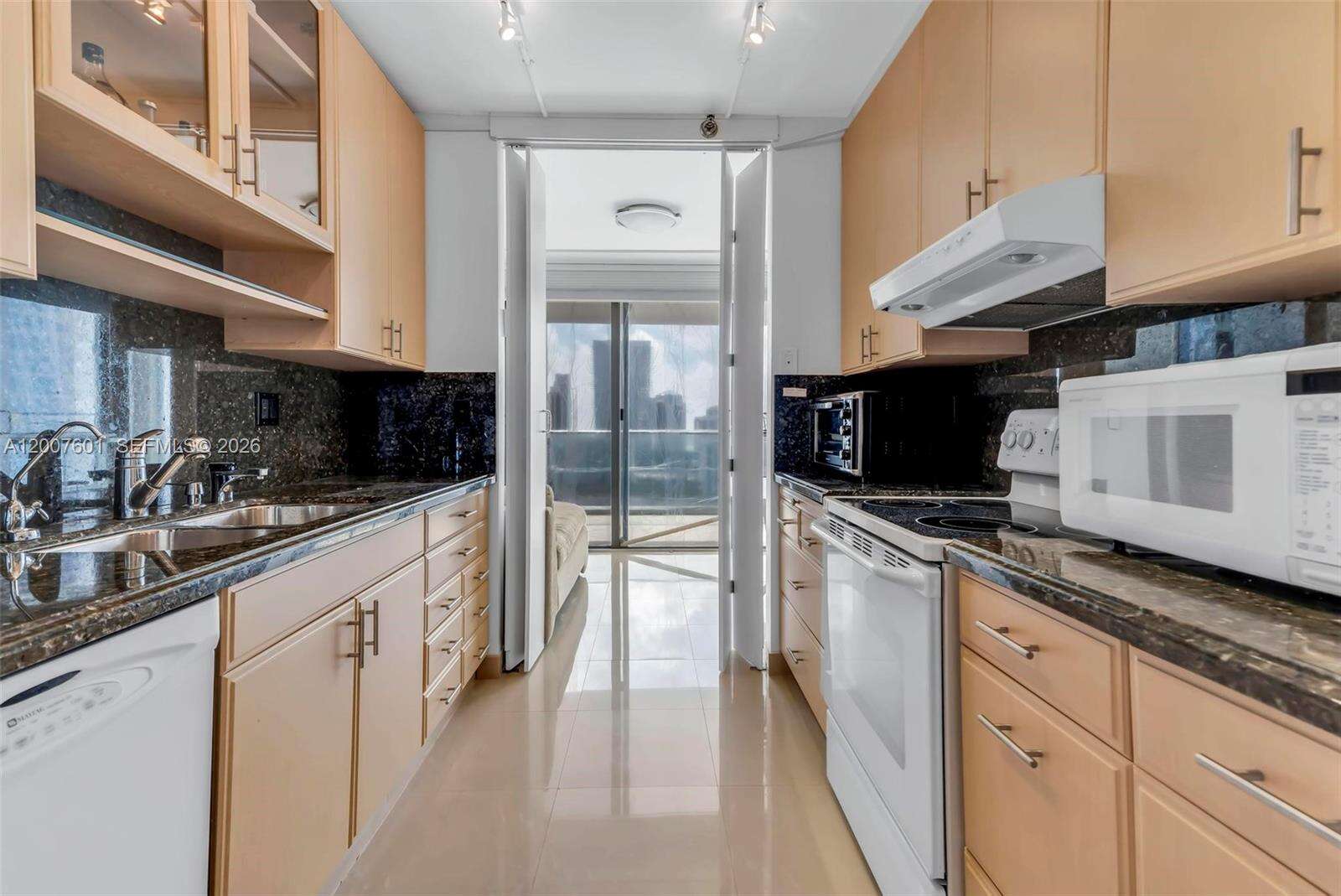 Turnberry Isle at 19707 Turnberry Way, Aventura, FL 33180 - For Rent photo 7