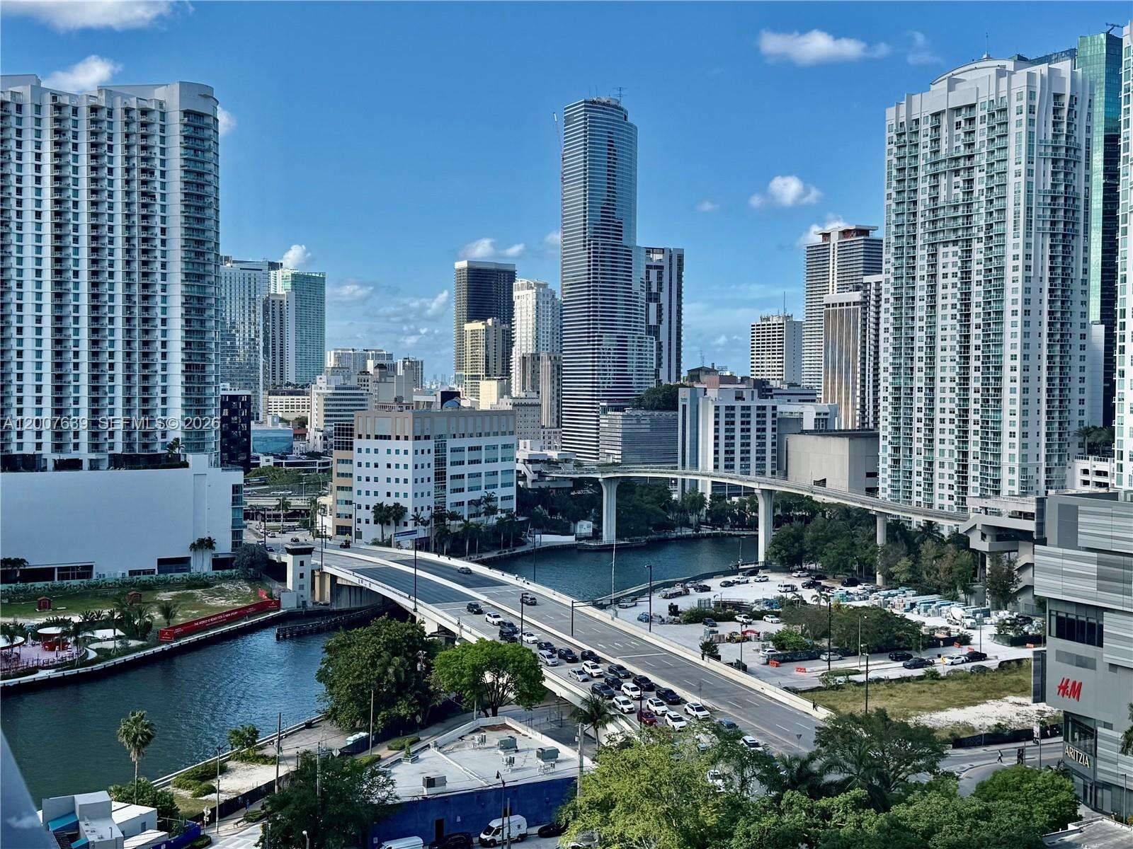 Rise Brickell at 88 7 St, Miami, FL 33130 - For Rent photo 4