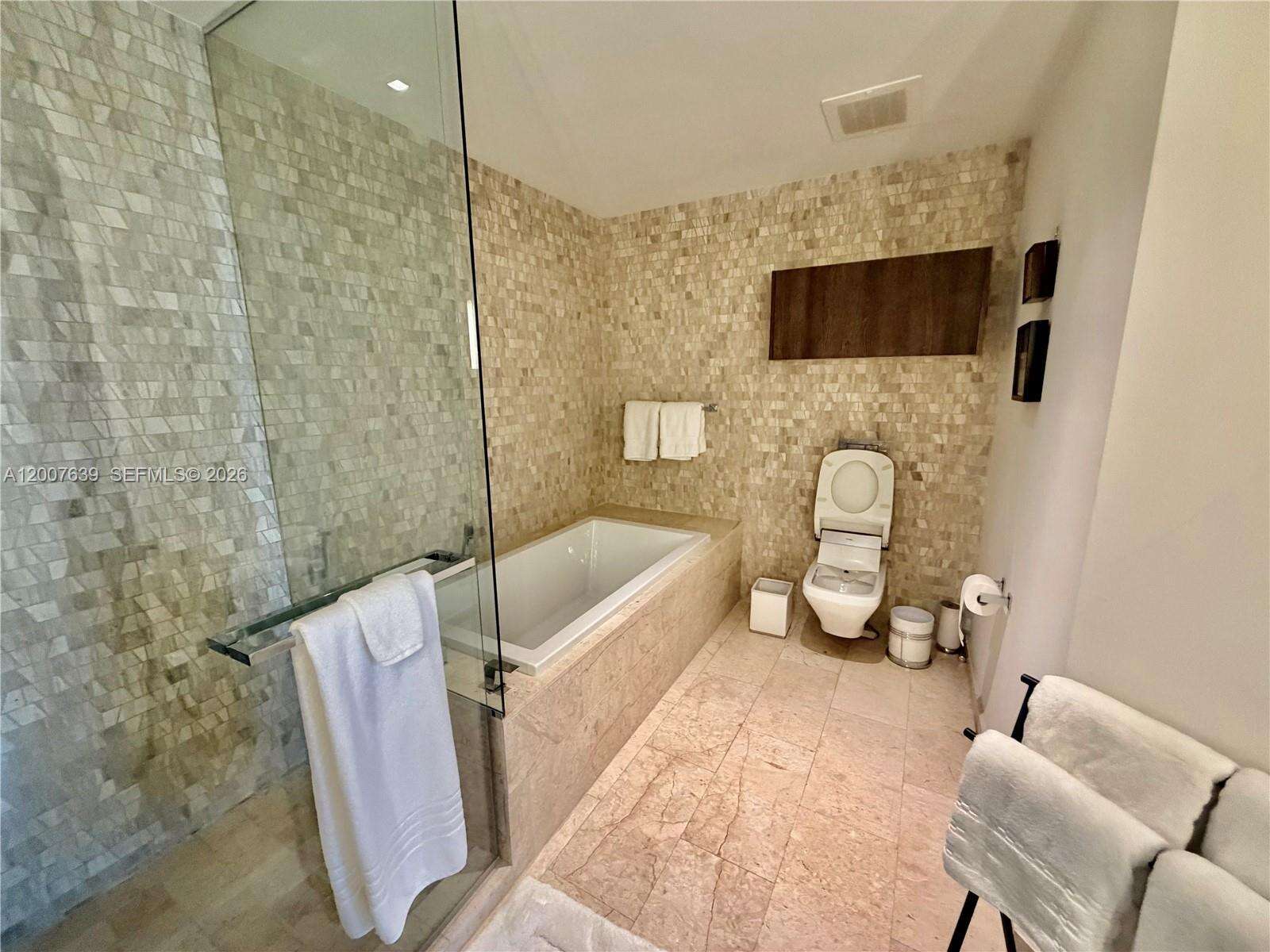 Rise Brickell at 88 7 St, Miami, FL 33130 - For Rent photo 39
