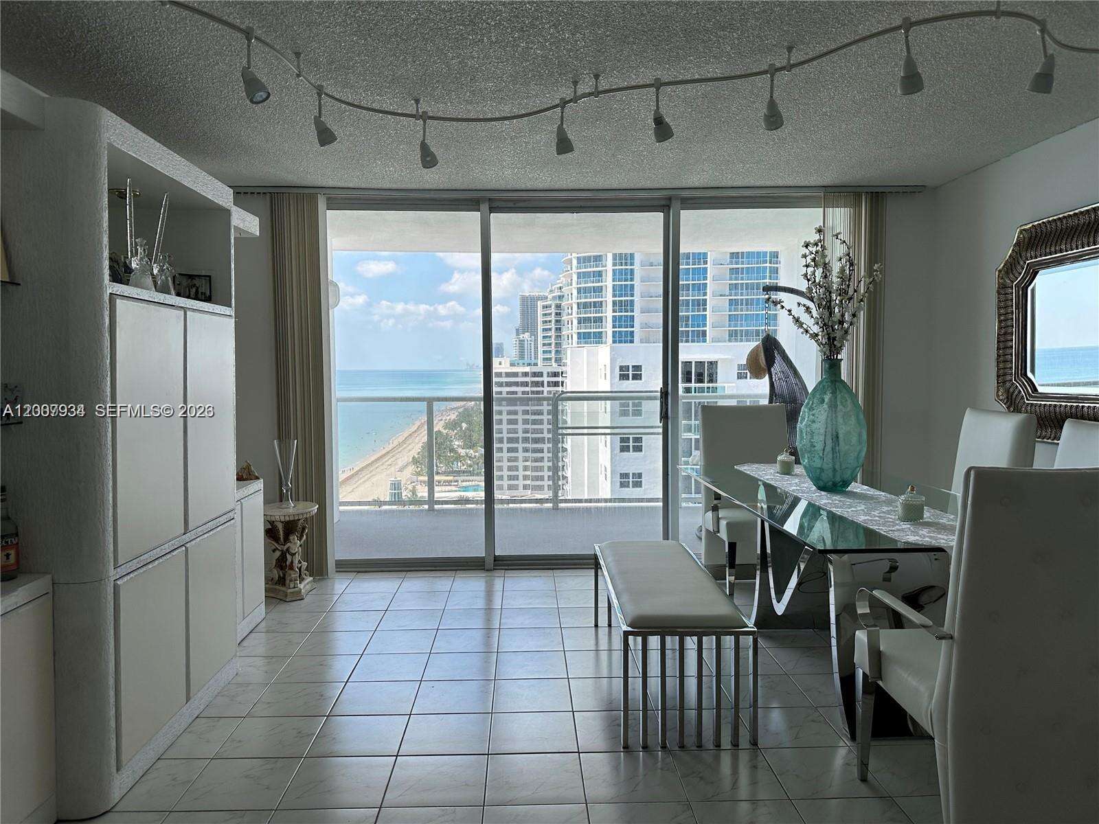Aquarius at 2751 Ocean Dr, Hollywood, FL 33019 - For Rent photo 5