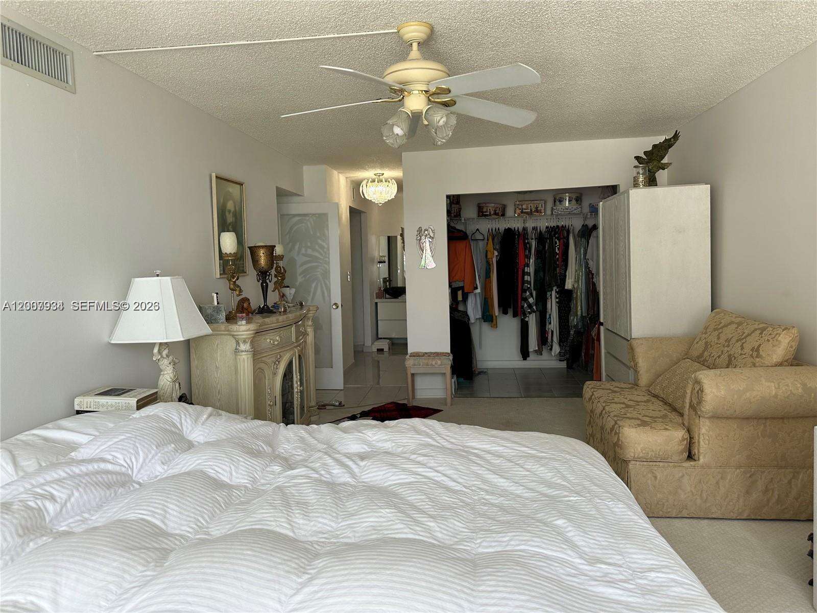 Aquarius at 2751 Ocean Dr, Hollywood, FL 33019 - For Rent photo 9