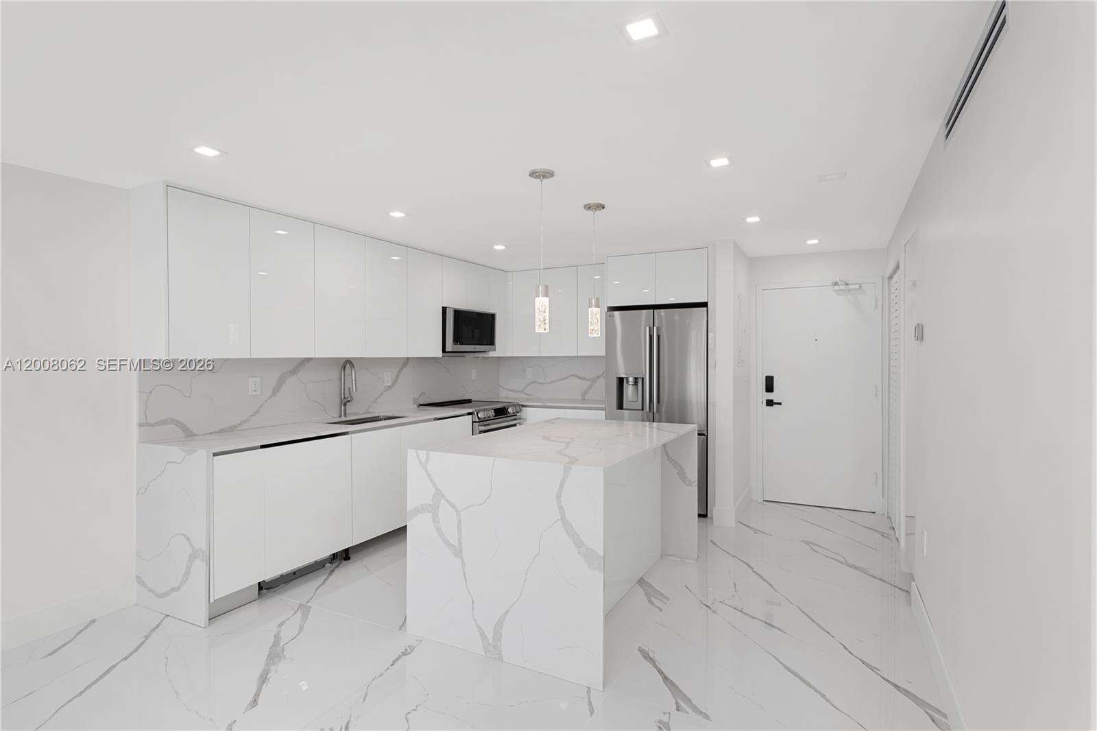 Ocean Point at 345 Ocean Dr, Miami Beach, FL 33139 - For Rent photo 12