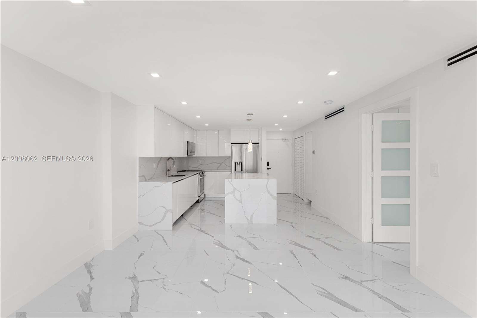 Ocean Point at 345 Ocean Dr, Miami Beach, FL 33139 - For Rent photo 13