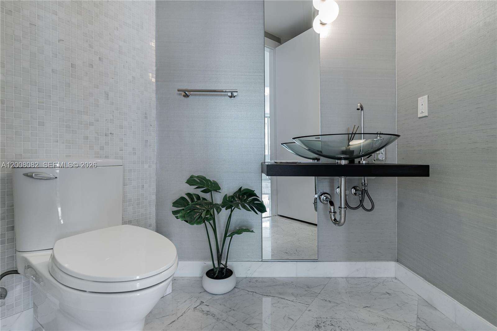 Epic Residences at 200 Biscayne Blvd Way, Miami, FL 33131 - For Rent photo 16