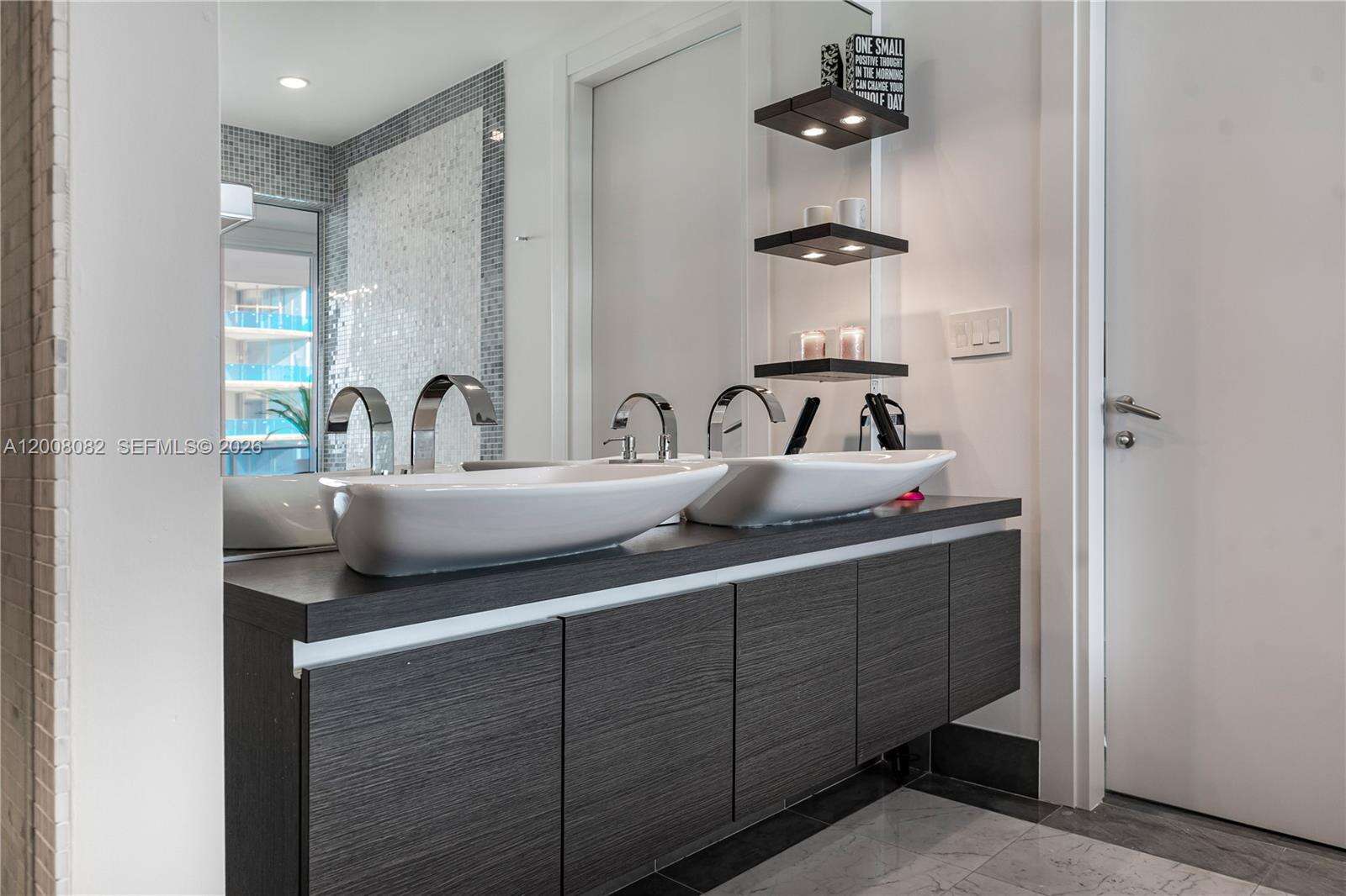 Epic Residences at 200 Biscayne Blvd Way, Miami, FL 33131 - For Rent photo 26