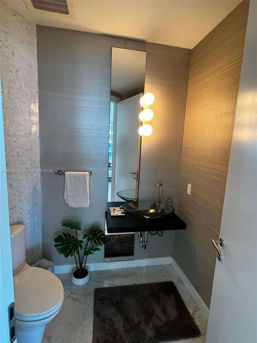 Epic Residences at 200 Biscayne Blvd Way, Miami, FL 33131 - For Rent photo 33