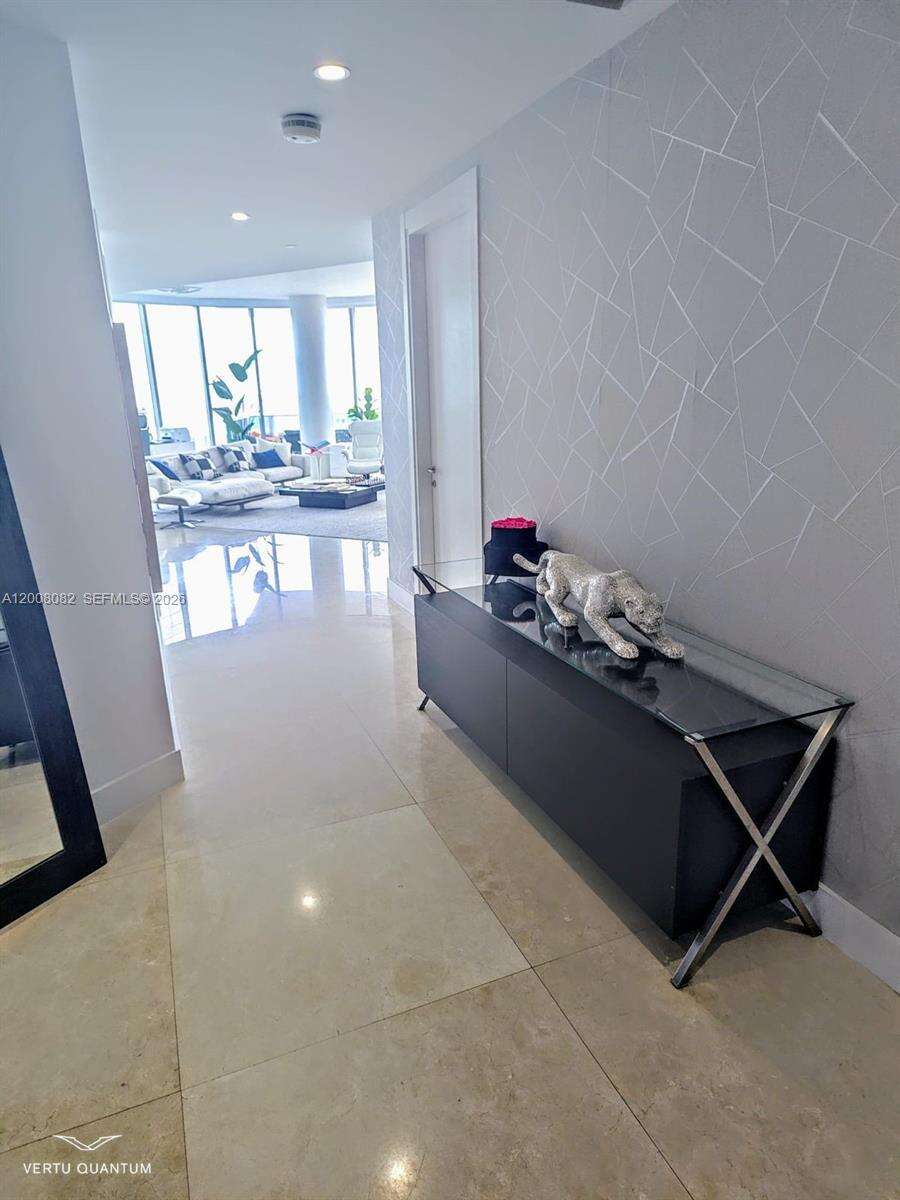 Epic Residences at 200 Biscayne Blvd Way, Miami, FL 33131 - For Rent photo 37