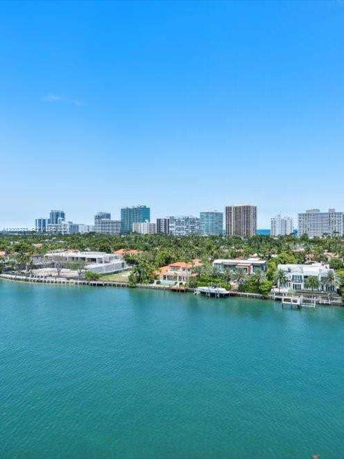 Carroll Walk at 9751 Bay Harbor Dr, Bay Harbor Islands, FL 33154 - For Rent photo 33
