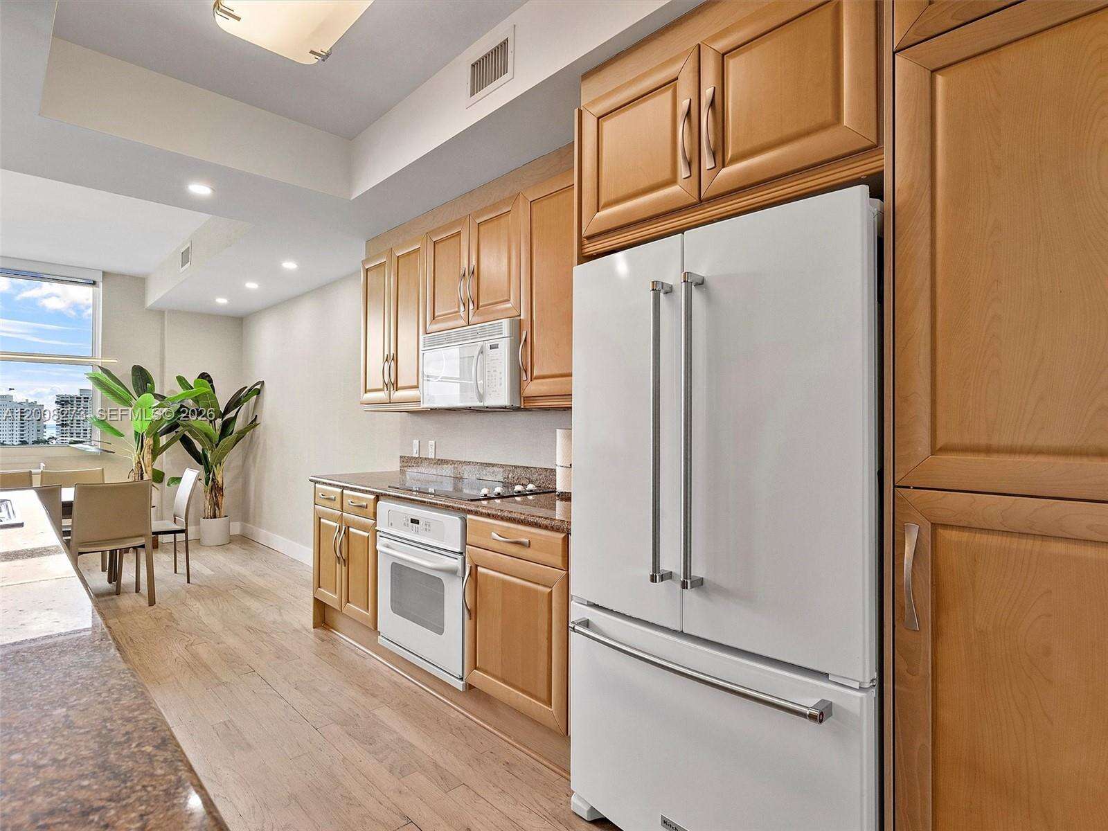 Carroll Walk at 9751 Bay Harbor Dr, Bay Harbor Islands, FL 33154 - For Rent photo 10